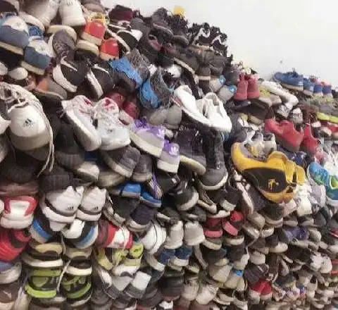 paire de tennis homme