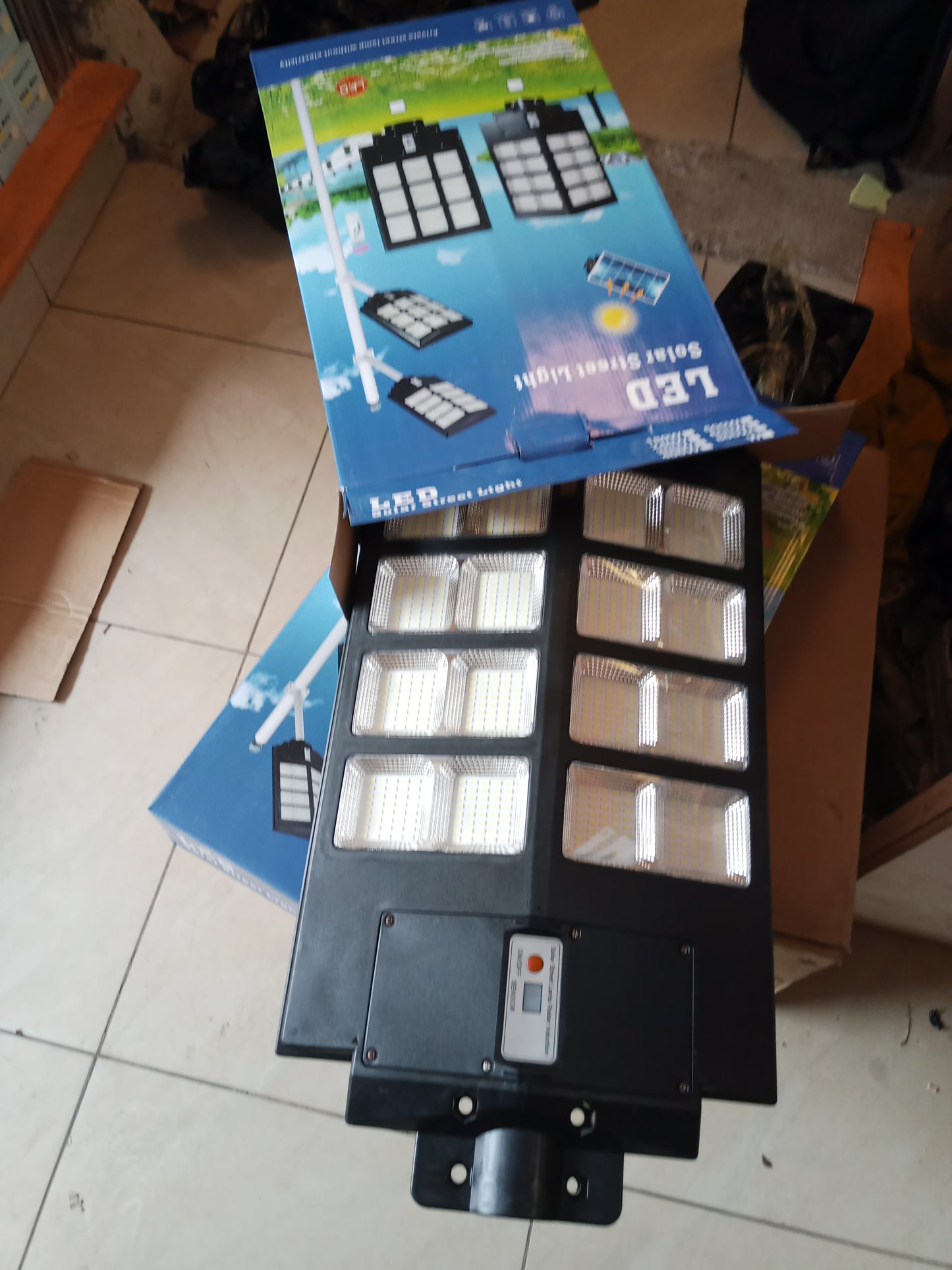 Lampadaire solaire 2000W Original ultra puissant