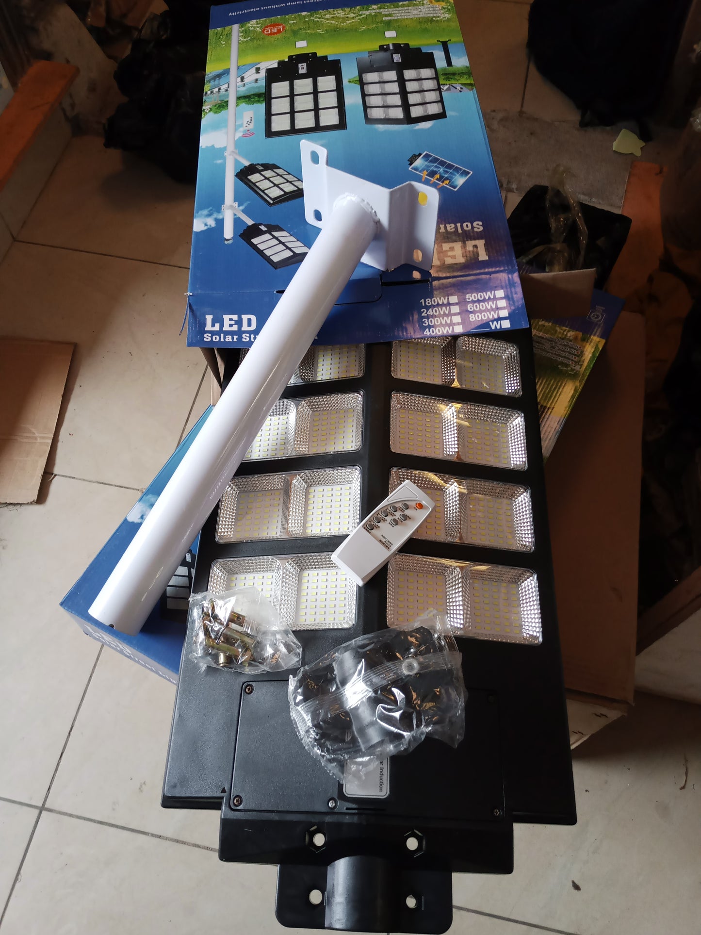 Lampadaire solaire 2000W  Original ultra puissant