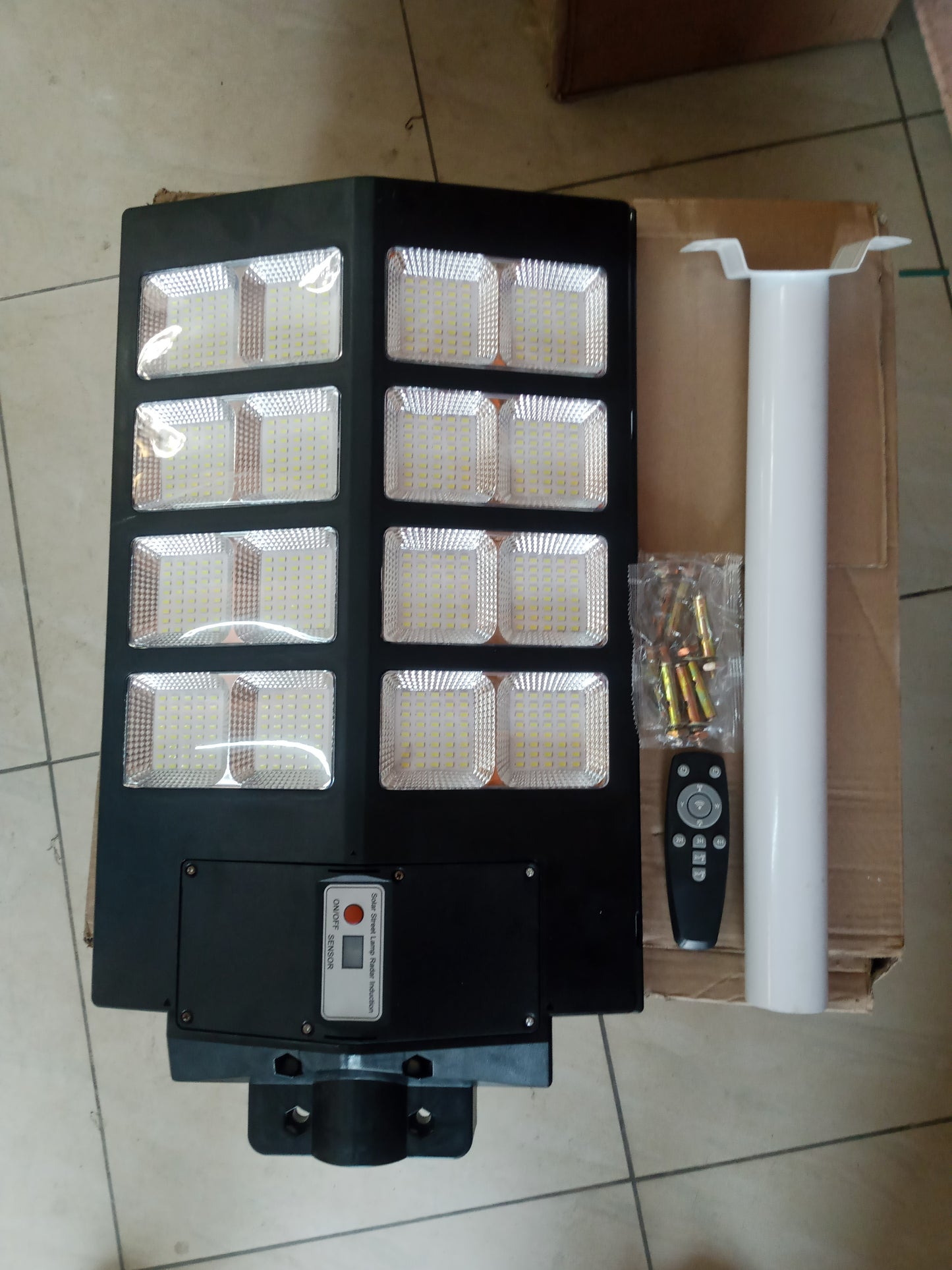 Lampadaire solaire Ultra puissant 2000watts