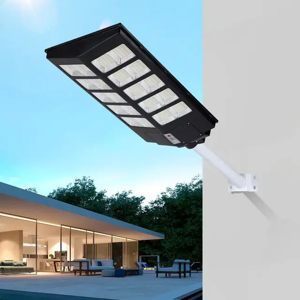 Lampadaire solaire Ultra puissant 2000watts