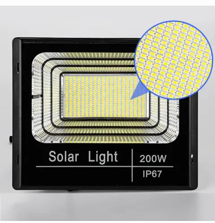 Projecteur solaire (200)watts) Technologie allemande
